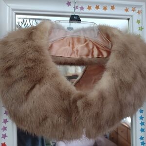 Faux fur collar
